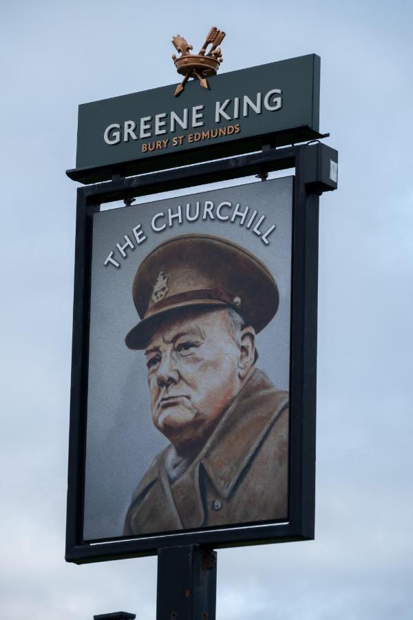 The Churchill By Greene King Inns Royal Wootton Bassett Luaran gambar