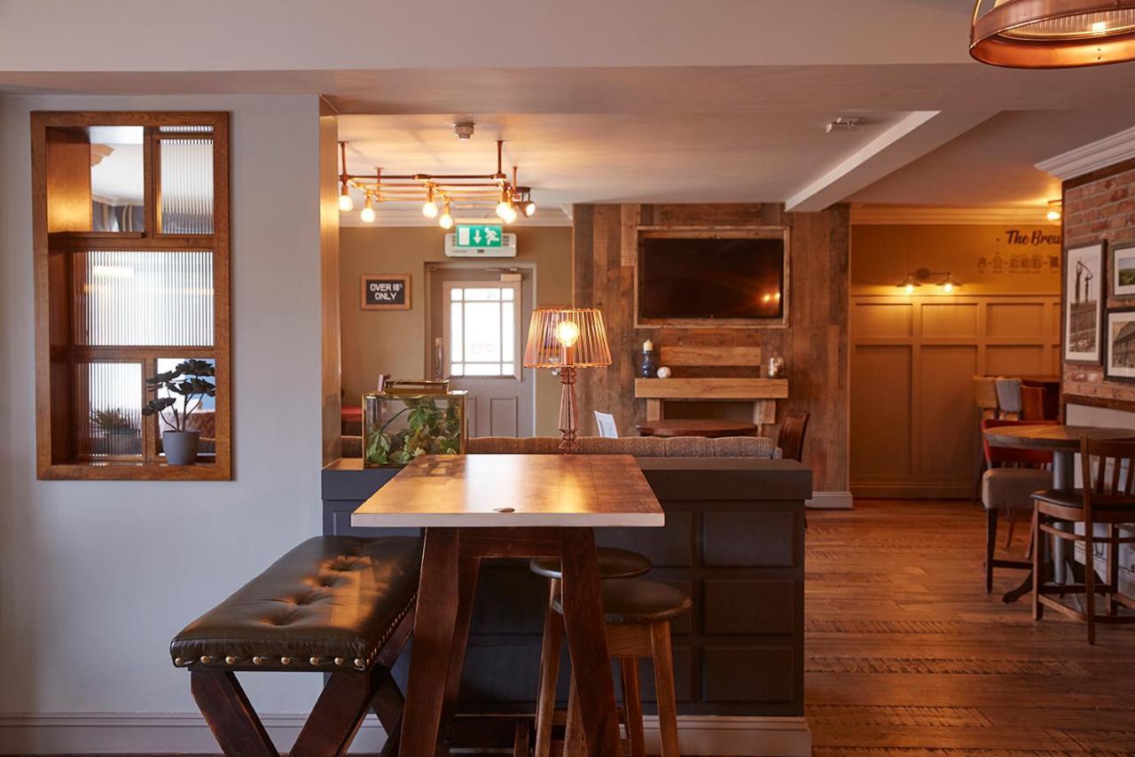 The Churchill By Greene King Inns Royal Wootton Bassett Luaran gambar