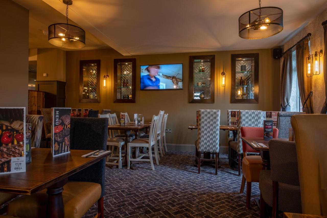 The Churchill By Greene King Inns Royal Wootton Bassett Luaran gambar